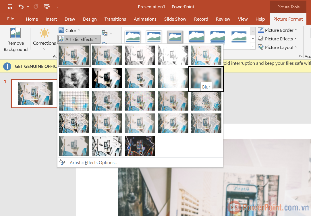Chọn mục tính năng Blur để làm mờ hình ảnh đang chọn trên PowerPoint