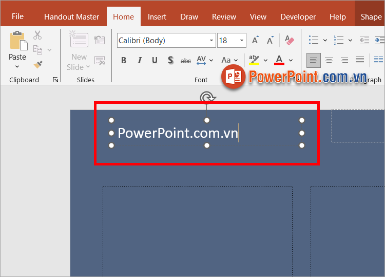 Chọn tới vị trí muốn thêm chữ, sau đó nhập chữ vào khung textbox
